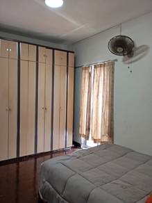 Furnished Middle Bedroom for Rent in Pantai Hillpark Phase 2