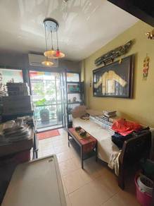 Putri Ria Apartment , Megah Ria , Masai , Renovated Unit , Low Floor