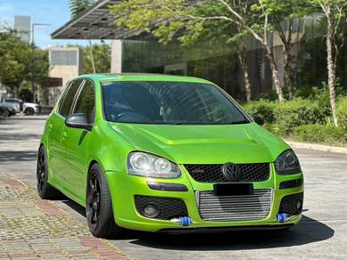 Volkswagen GOLF 2.0 GTi (A)