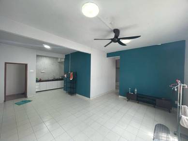 Pangsapuri Sri Mas , Desa Tebrau , Medium Cost Flat