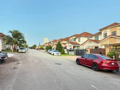 Austin Height @ Fully Renovated Double Storey Cluster House 32x70sqft
