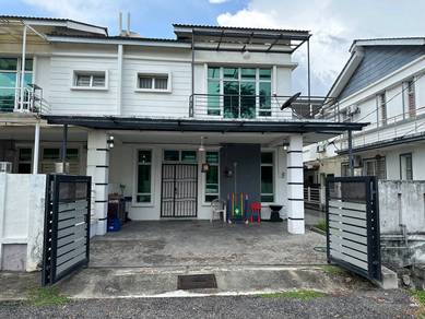 FACING OPEN & RENOVATED  SEMI-D Cluster 2-storey house SP9, BSP