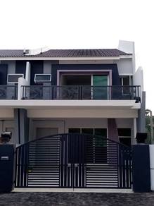 Lahat Water Front Brand New Double Storey Terrace House For Rent