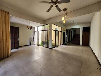 FACING OPEN RENOVATED Double Storey Lagenda 1, Bukit Jelutong