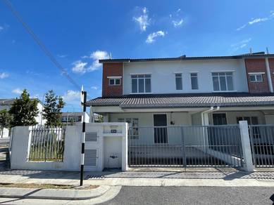 2 Storey Corner Lot Taman Iringin Bayu (Gitaran)