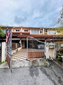 Double Storey Terrace Jalan Sepah Puteri Seksyen 5 Kota Damansara