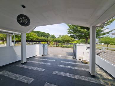 Fully Renovated Partial Furnished Double Storey Terrace TTDI Grove 2 L