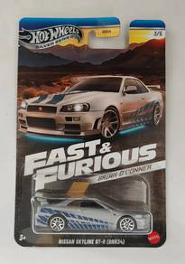 Hot Wheels Nissan Skyline GT-R BNR34 silver series