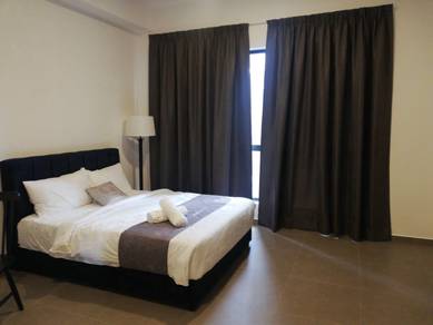 Nice price, nice unit, marts, access to LDP, Damansara, convenient