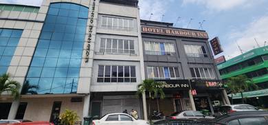 4 Storey Shop Lot @ Persiaran Raja Muda Musa, Klang