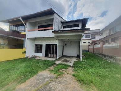 Taman Johor Jaya, 3200 Sf Original Condition Double Storey Semi D