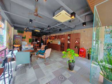 CHEAPEST - Kajang 5 Floor Hotel Building at Kajang Town Kajang