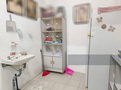 Extended Kitchen & Rooftop Reno – Your New Home in Gated Kepong!