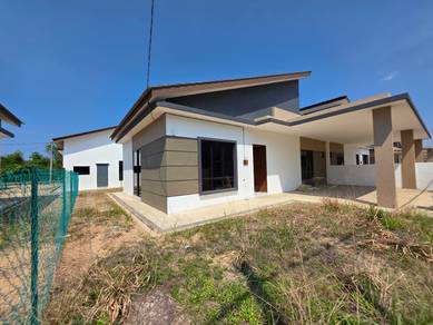 [UNIT BARU DAPAT KUNCI]  Semi-D Setingkat Taman Balok Permai, Kuantan
