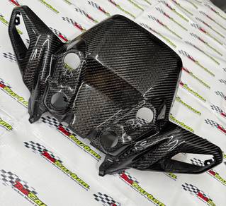 NZ Carbon Front Signal Cover – Yamaha XMAX V2