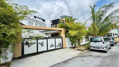 RENOVATED + CORNER LOT 2.5 Storey House, Taman Desa Gemilang Gombak