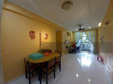 Casa Mila Victoria Condo Low Floor Easy Access