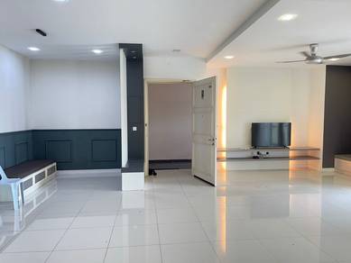 Riverine Sapphire Condominium For Rent At Jalan Petanak, Kuching