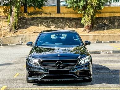 Mercedes Benz C300 2.0 AMG F/Convert C63 BKIT