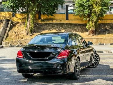 Mercedes Benz C300 2.0 AMG F/Convert C63 BKIT