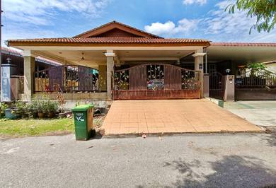 Open facing Semi-D taman tuanku haminah Sungai Petani Kedah