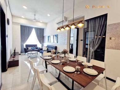 240K ONLY - 2Bedroom / 1Bath & FREE 2 CARPARK !! 27K Cashback !!