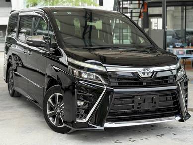 UNREG 2020 TOYOTA VOXY 2.0 KIRAMEKI ll 7 SEATER PD
