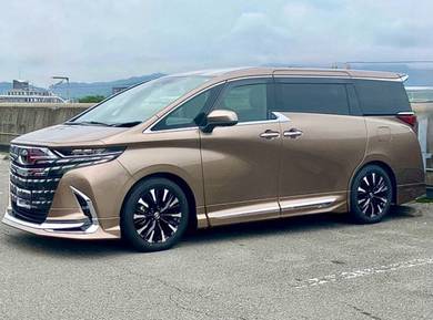 T/Alphard E/Lounge The Pinnacle of Prestige