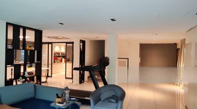 Corner Jewel in Taman Mastiara – Renovated & Ready!