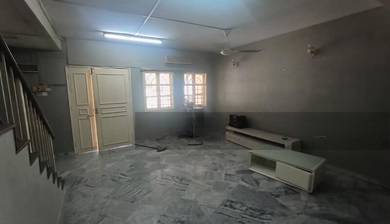 Taman Bukit Belimbing Balakong 2 Storey Terrace House For Sale