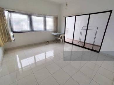 Massive 3-Storey Home with 7 Baths – Renovated & Secured @ Jalan Ipoh