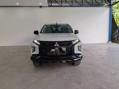 Mitsubishi TRITON 2.4 VGT ATHLETE MILES 9K