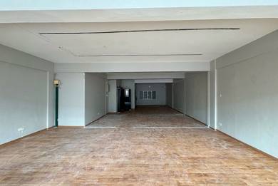 1st Floor Shop Office @ Desa Sri Hartamas Behind Maybank