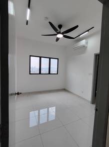 Ready Move In Now !!!