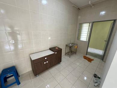 Sri Pertiwi Lodge For Rent - Pine Square