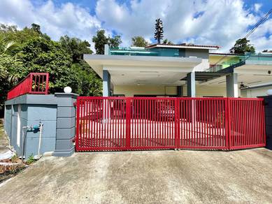 CORNER LOT Double Storey Semi D House Taman Bukit Nuri Indah Seremban