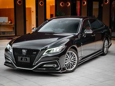 Toyota CROWN 2.0 RS ADVANCE (A)
