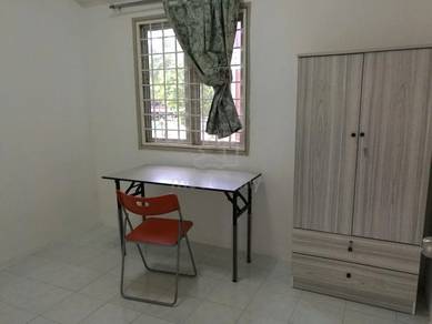 Forest Green Condo Partly Furnished Walking Distance To Utar