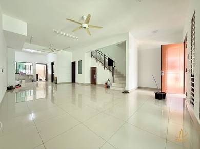 2-storey-Terraced-House-for-rent-Setia-Alam-Selangor