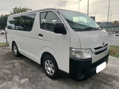 Toyota Hiace Window 2.5 (M) Van Low Roof