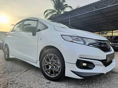 Honda JAZZ 1.5 E FACELIFT (A)