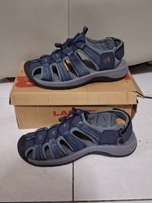 LARRIE Men Sandal Shoe Kasut