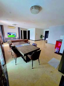Prince Tower | 4R4B | 2 Carparks | UMS | 1B | KK