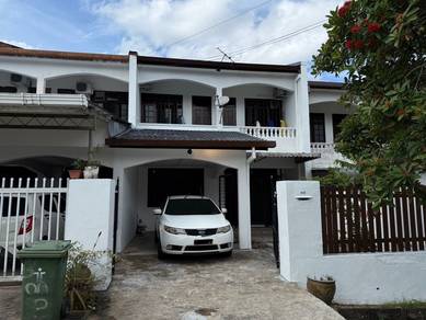 For Sale: Double Storey Intermediate Terrace House @ Arang Road