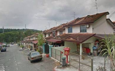 Corner lot taman bukit tiram double storey house