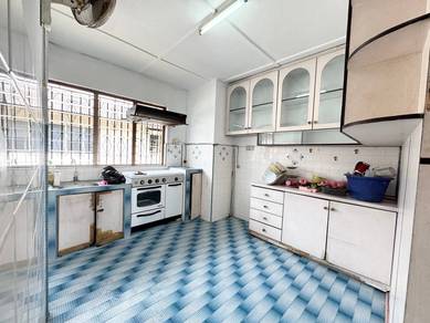 Flat Taman Ungku Tun Aminah-1