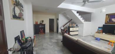 Taman Serdang Raya SR 2 @ Double Storey Fully Renovated