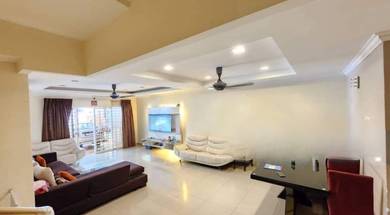 Stylish 3-Storey Home in Laman Rimbunan – Renovated & Spacious!
