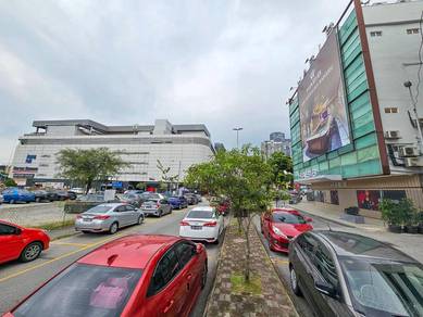 GROUND FLOOR SHOP LOT Ampang Point Jalan Memanda Facing Main Road