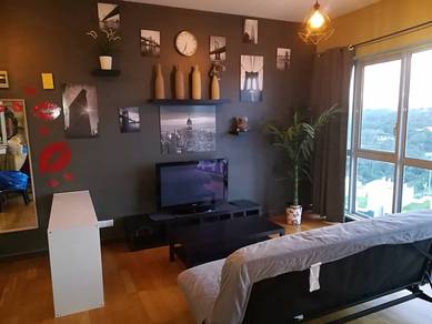 Regalia Residence,1 Bedroom Unit, F/Furnished. Near LRT/KTM,Putra Mall